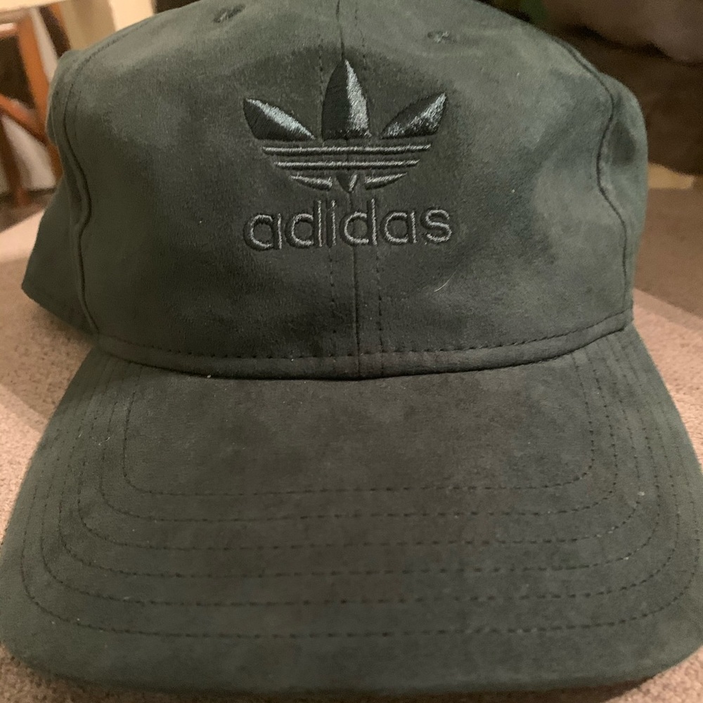 Adidas women’s hat